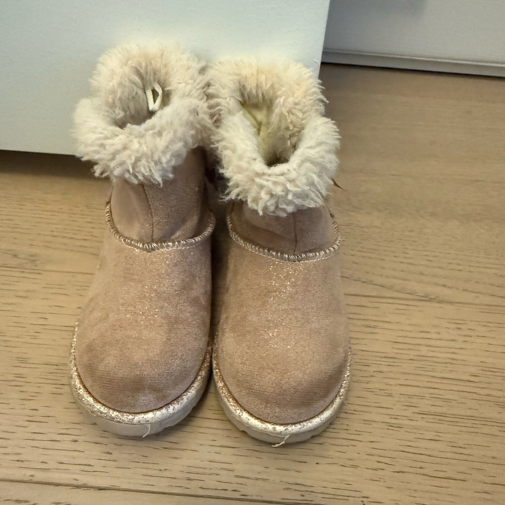 Cozy Tan Fur-Lined Boots